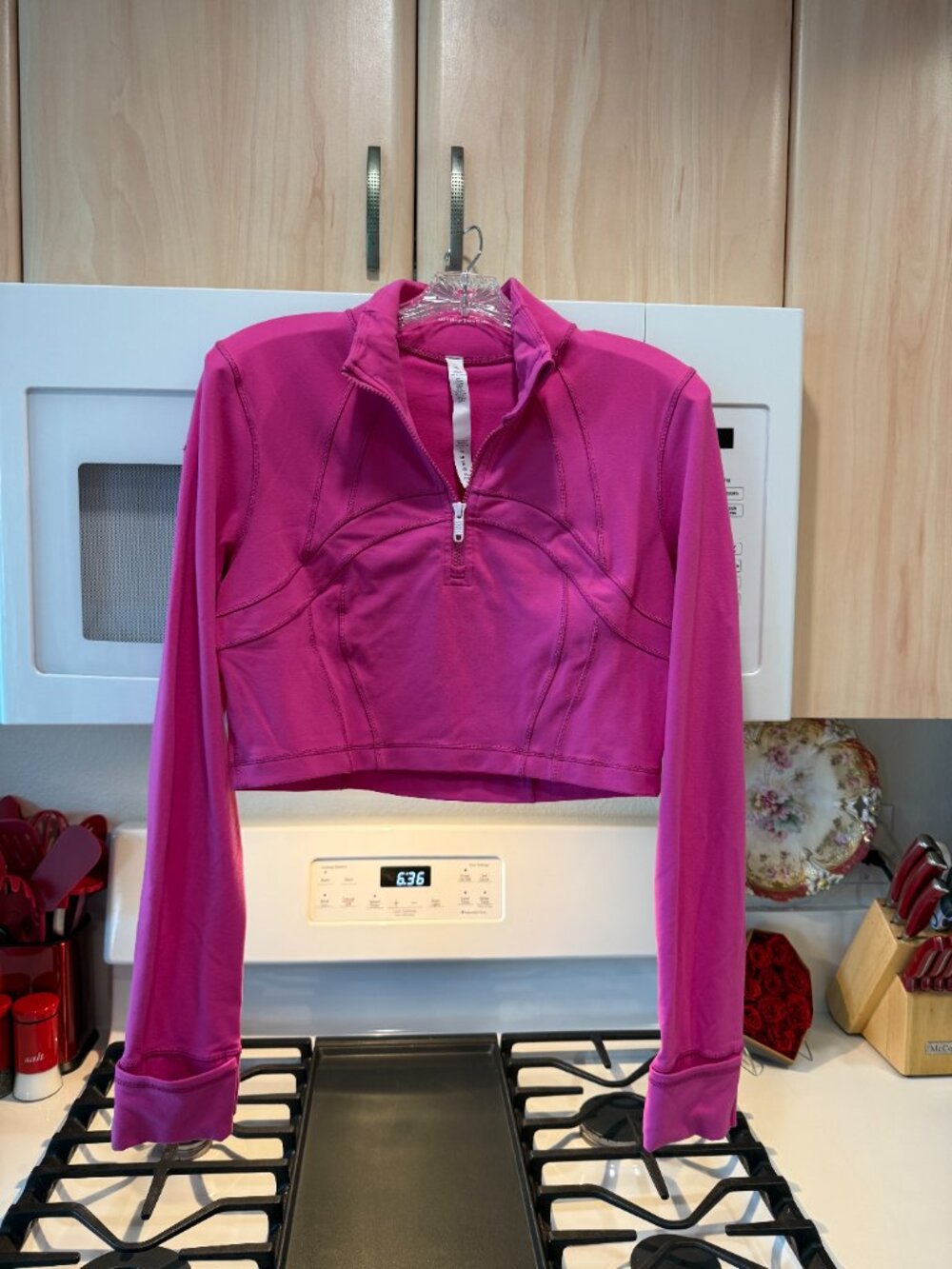Lululemon Define cropped half zip jacket *Luon SONIC PINK Sz 12 Rare - Picture 8 of 13